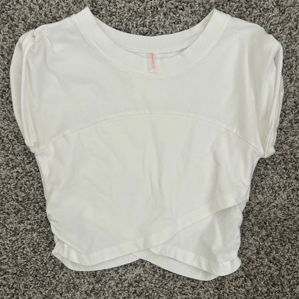 FP Movement by Free People White Short Sleeve Tee & Joggers - Picture 5 of 6